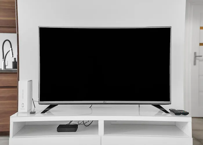 Kolska Blue & Grey Harmony By Bookinghost