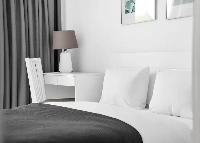 Kolska Blue & Grey Harmony By Bookinghost *