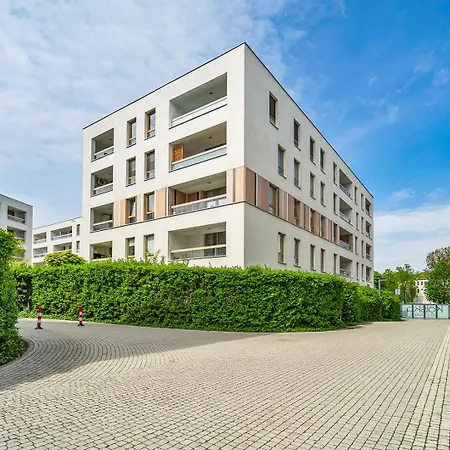 Kolska Blue & Grey Harmony By Bookinghost *