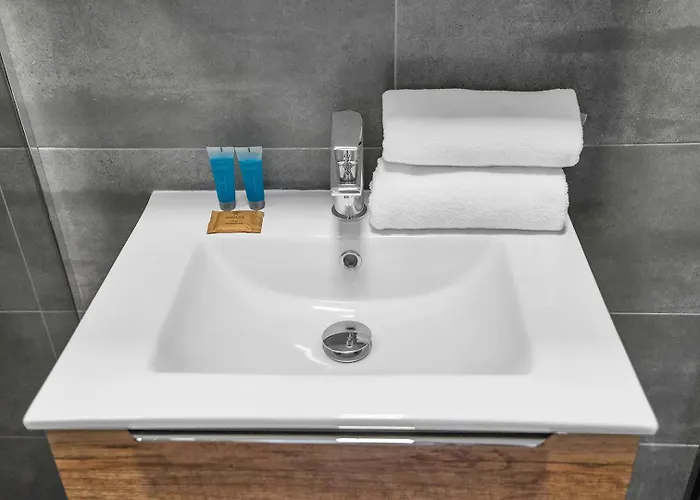 Kolska Blue & Grey Harmony By Bookinghost شقة